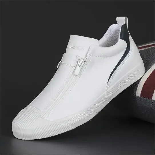 Zapatillas de deporte de moda para hombre, zapatos de suela suave de cuero, talla 38-44, otoño, 2023