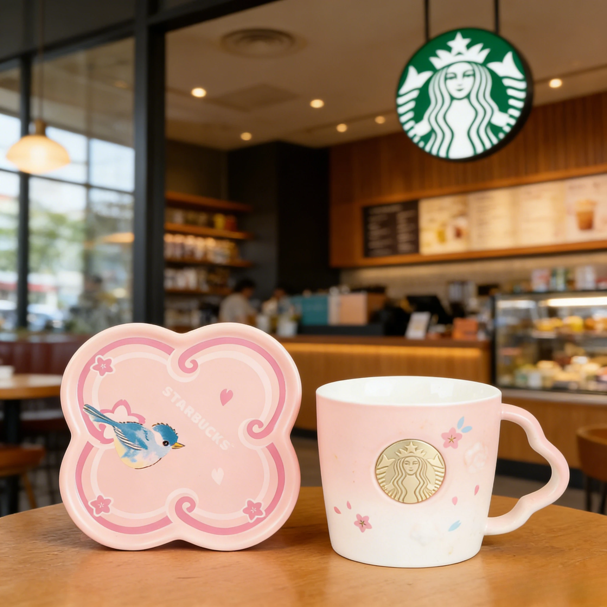 Conjunto de Canecas Starbucks Edição Limitada Sakura: Copo Gradiente Rosa e Pires Blue Tit – Perfeito para Amantes de Café