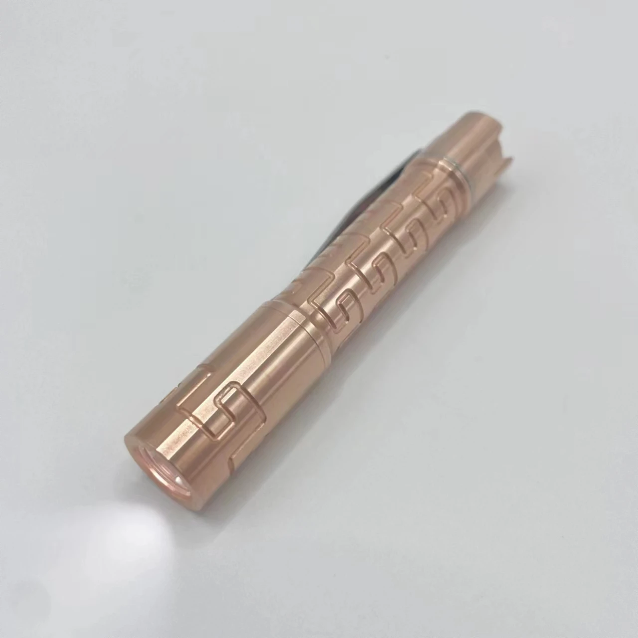 New Arrival Small Copper EDC Flashlight 10440 Lithium Batteries (Send Out No Battery)