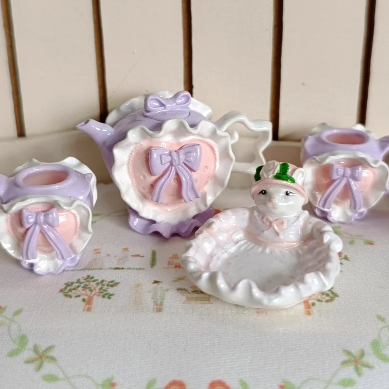 

Miniatures Doll House MIni Model Furniture Accessories 1/6 Cute Bow Teapot Cup Cat Plate Bjd Ob11 Gsc Blyth Soldier Lol Ornament