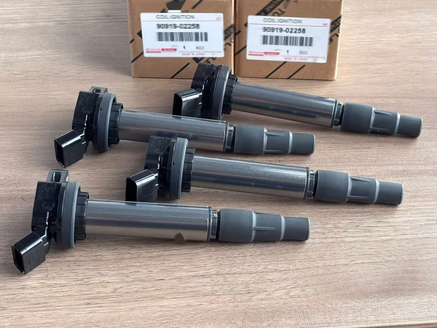 

90919-02258 Set Of 4pcs New Ignition Coils Denso For Toyota Corolla ZRE152 Prius Matrix 2009 Scion IM xD 1.8L C-HR 9091902258