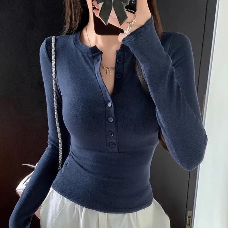 Trendy Button Long Sleeve T-Shirt 2026 New Spicy Girls Skinny Slimming Bottoming Tops Basic All-Match Casual O-Neck Solid Tees