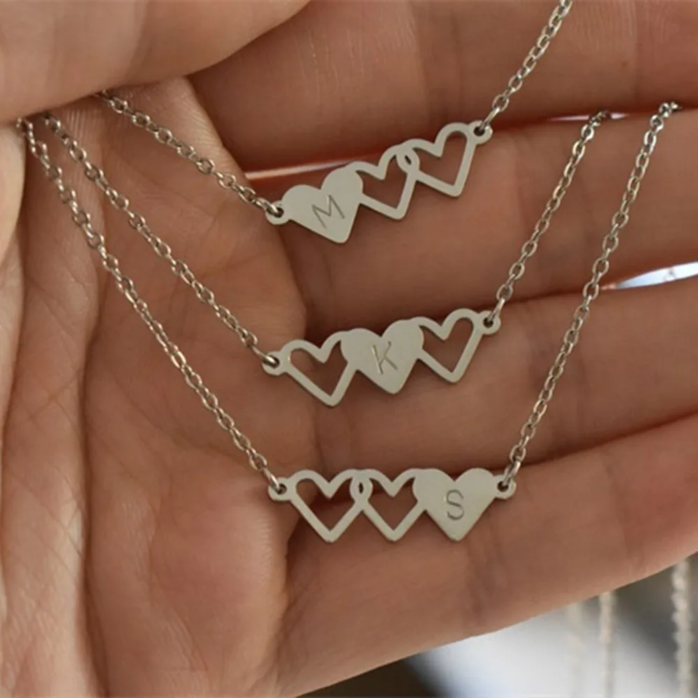 

Персонализированный браслет с несколькими сердечками для женщин, браслеты с гравировкой инициалов, подарок на день рождения лучшей подруге