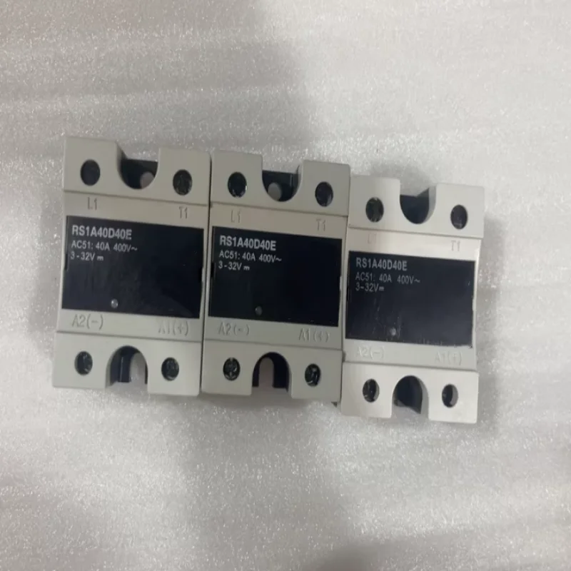 Brand new original solid state relay RM1E40V75    RM1E48V75    RM1E23V100   RM1E40V100   RM1E48V100  RS1A40D40E