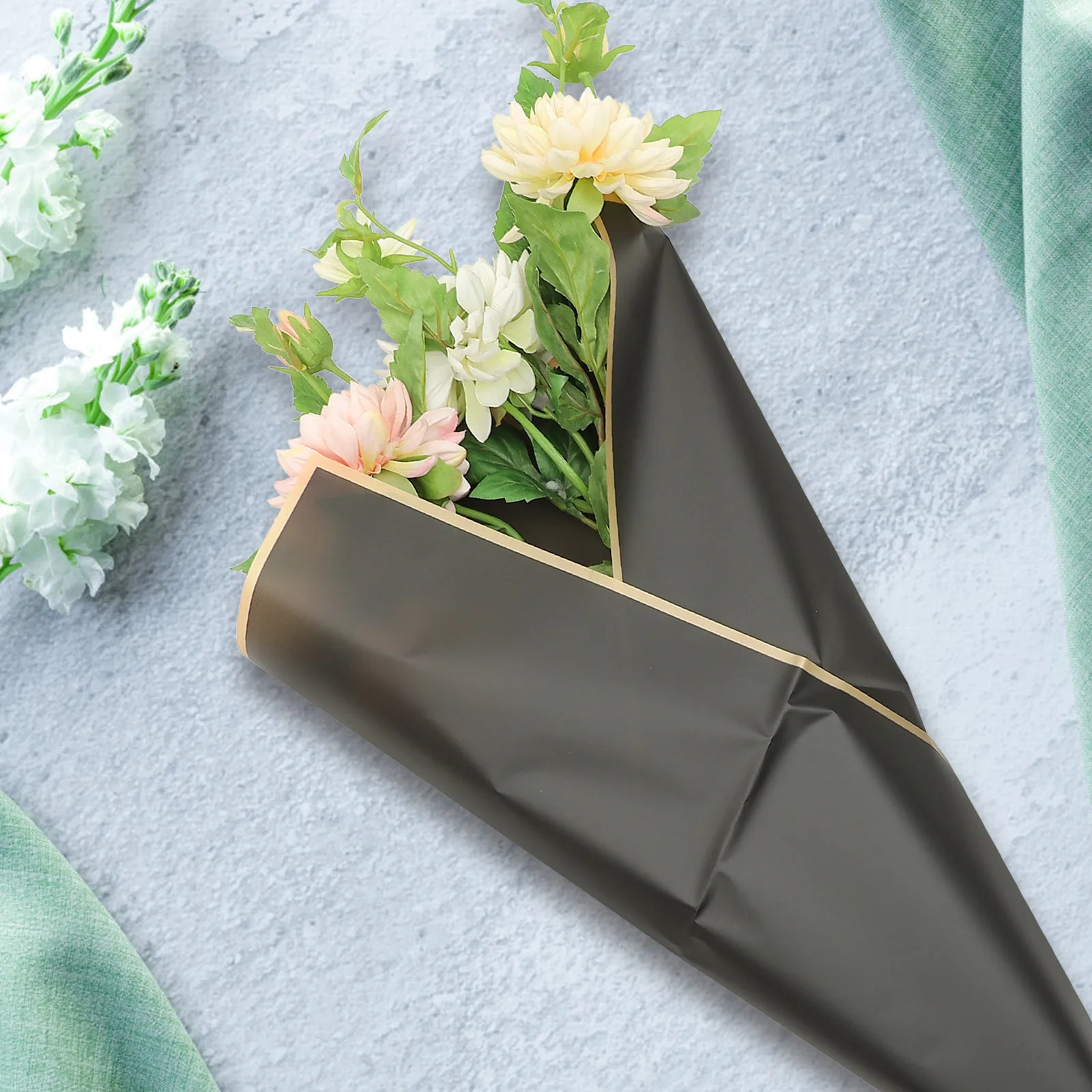 

20Pcs Waterproof Flower Wrapping Paper Floral Bouquet Paper Wrap for Gift Floral Packaging Material Florist Bouquet Supplies