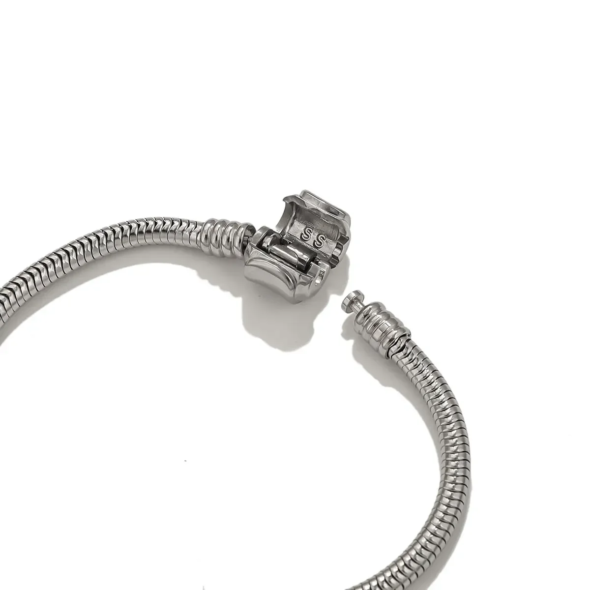 Stainless Steel Charm Bracelet Heart Clasp Snake Chain Hanging Bracelets Fit Charms Beads DIY Jewelry Making Supplies Wholesale