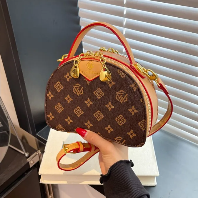 

Vintage Letter Print Tote Bag Retro Shoulder Purse for Women Alphabet Crossbody Bag Graphic Day Night Bag Minimalist Sling Bag​