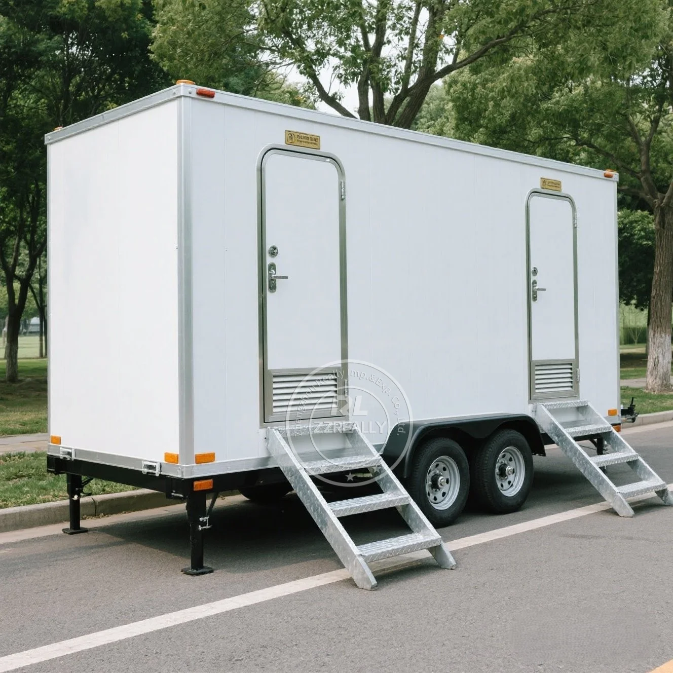 2025 NEW Custom Cheap Low Price Trailer Toilet Luxury  Portable Mobile Toilet Trailer for Events Wedding