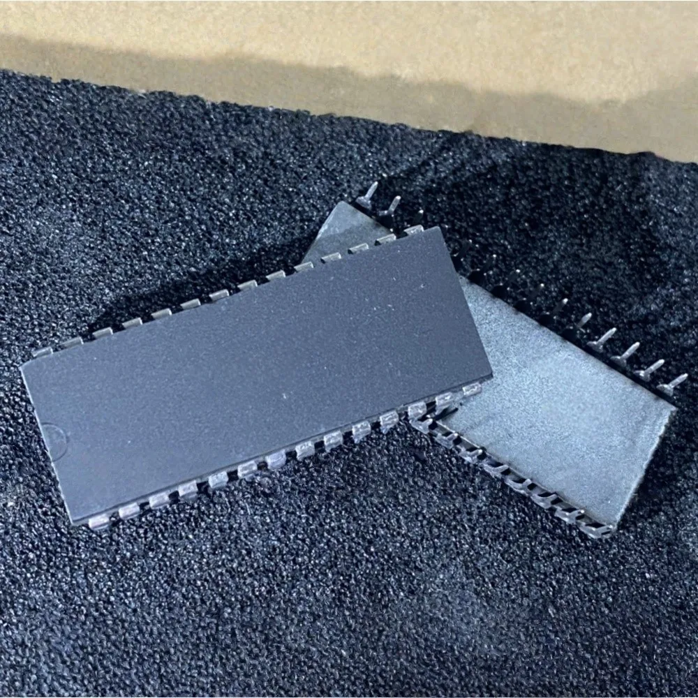 5PCS DG507ACJ DG507 D71051C D71051 LM628N-6 LM628 DAC712P DAC712 HI3-574AKN-5 DIP-28