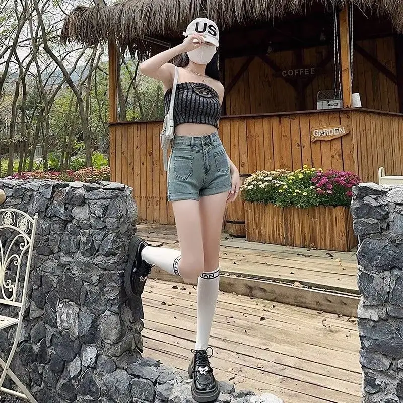 Nieuwe zomer stretch denim hotpants met hoge taille voor dames Niche Veelzijdige A-lijn shorts met wijde pijpen