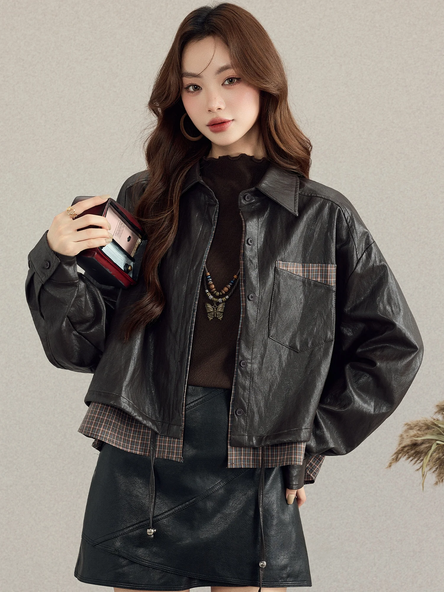 

Mimi Xiao Ke Plaid ort Leather Jaet Women's Autumn Winter New Sle Sweet Sle Fake Two-Piece Stand Version Button Cl...