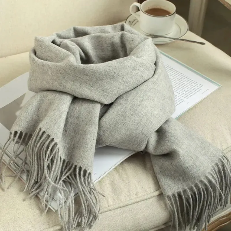 Écharpe en laine monochromatique avec pompon long pour femme, châles tournants chauds, écharpe d\'hiver, polyvalent, grand, document gris, optique,