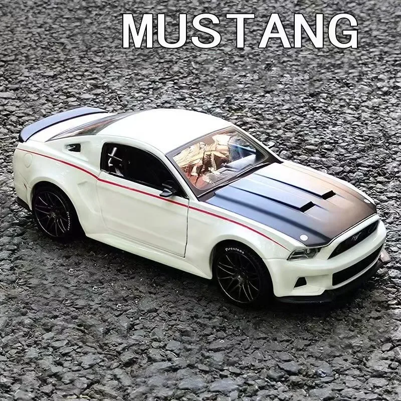 

Maisto 1:24 2014 Ford Mustang Street Racer Alloy Sports Car Model Diecasts Vehicles Static Car Collection Children's Toys Gifts