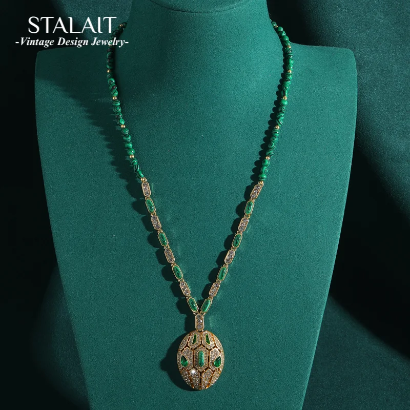 

Vintage Emerald Green Snake Head Pendant Necklace Zircon Peacock Stone Beads Woman Jewelry For Evening Antique Outfits 2025
