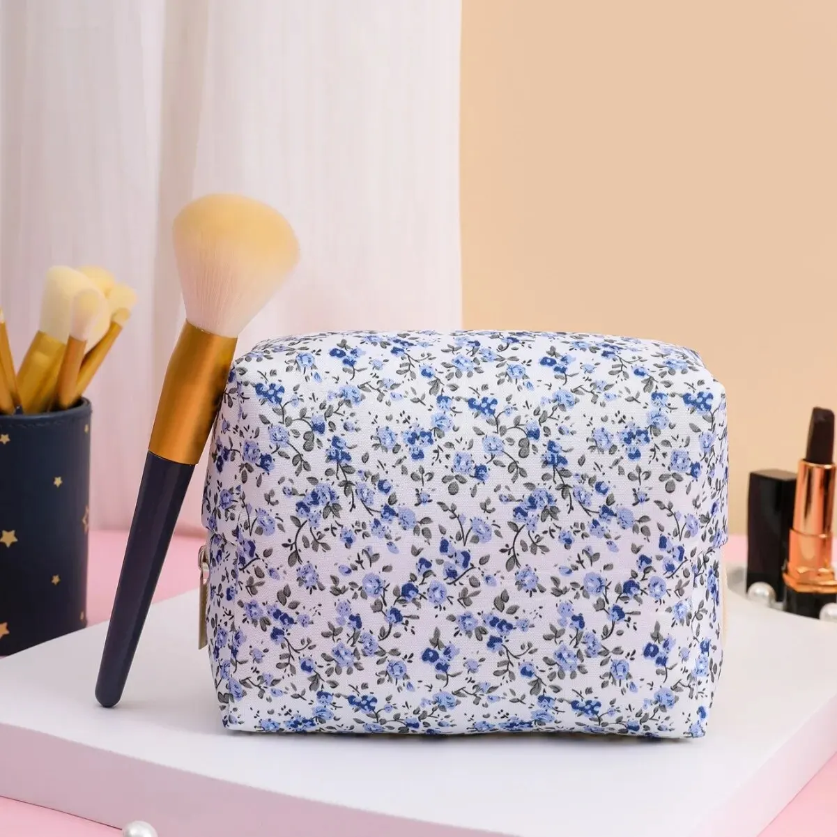 Storage Organizer Floral Puffy Quilted Makeups Bags Flower Printed Cosmetic Pouch Large Travel Cosmetics Bag Makeup Accessory