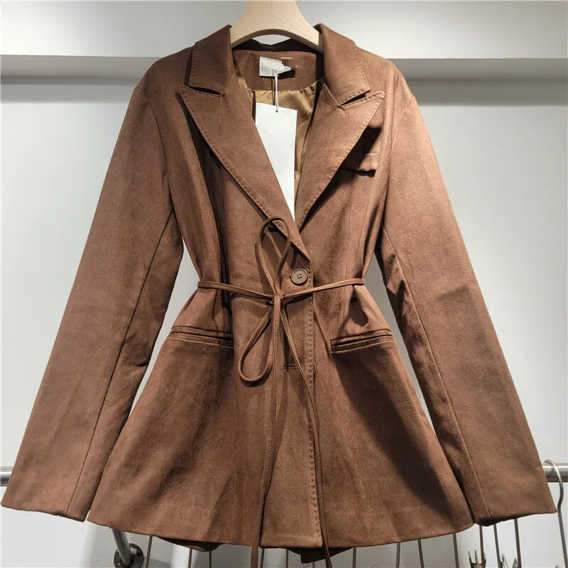 WTHT 패션 여성 붕대 라펠 디자인 솔리드 컬러 코트 트렌디 2025 가을 긴팔 턴다운 칼라 재킷 여성 1LS2365