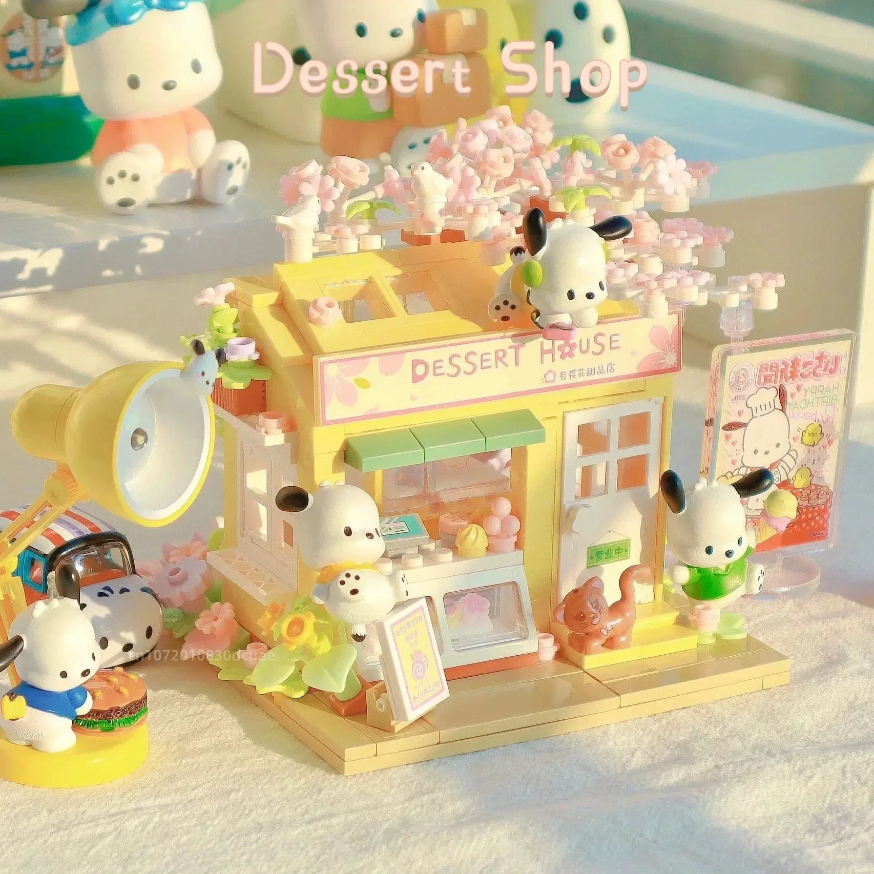 Sanrio Series Building Block Cute Cartoon Pochacco Carousel Music Box Small Particle Assembly Model Fashion Toy Decoration