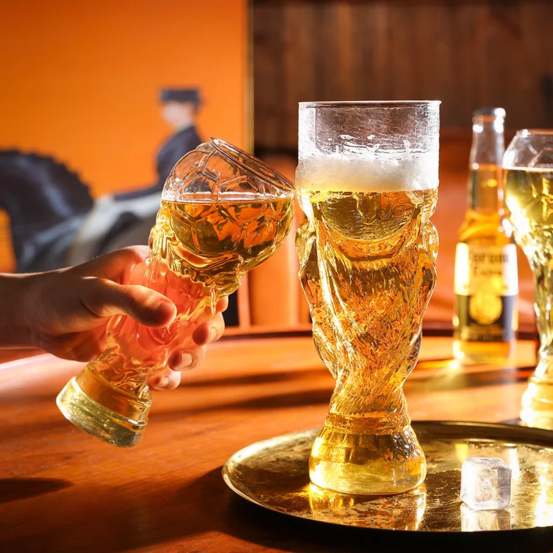 

World Football Award Ceremony Trophy Shape Beer Glass, High Borosilicate Glass 450ml, Fan Gift for 2026 Soccer Matches & Parties
