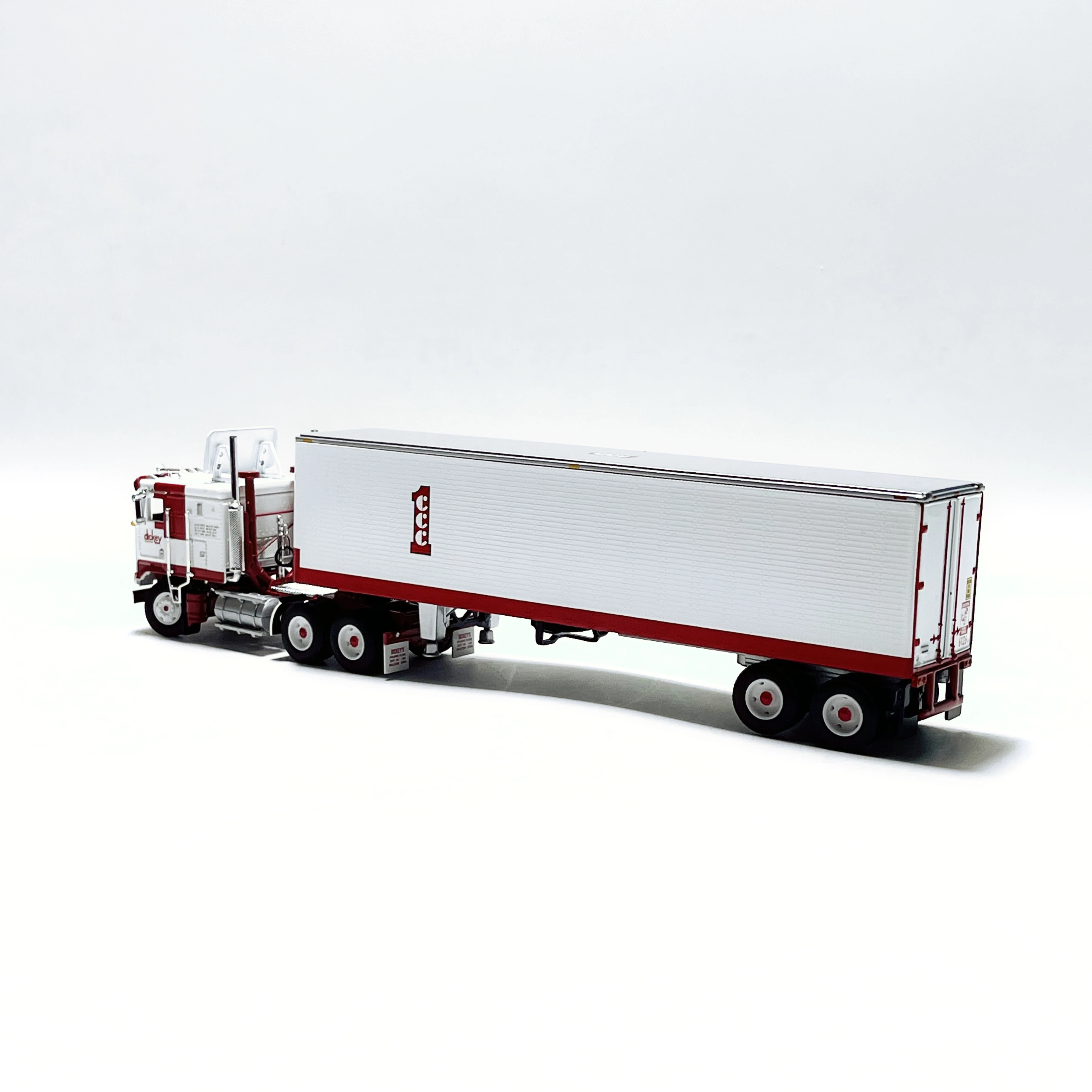 Diecast DCP 1/64 Scale KENWORTH K100 Coe Alloy Truck Model Collectible Toy Gift Souvenir Display Ornament