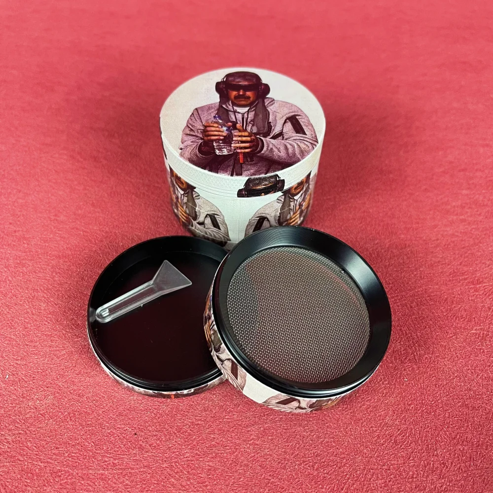 Moedor de Ervas de 2 Polegadas, Triturador de Metal de 4 Camadas, Moedor de Sal e Especiarias, Acessórios para Fumar Cigarros e Tabaco