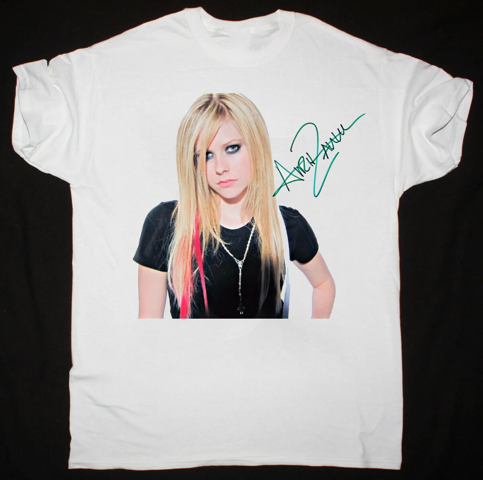 Avril Lavigne SINGNED White T Shirt Size S M L 234XL Cotton EE611