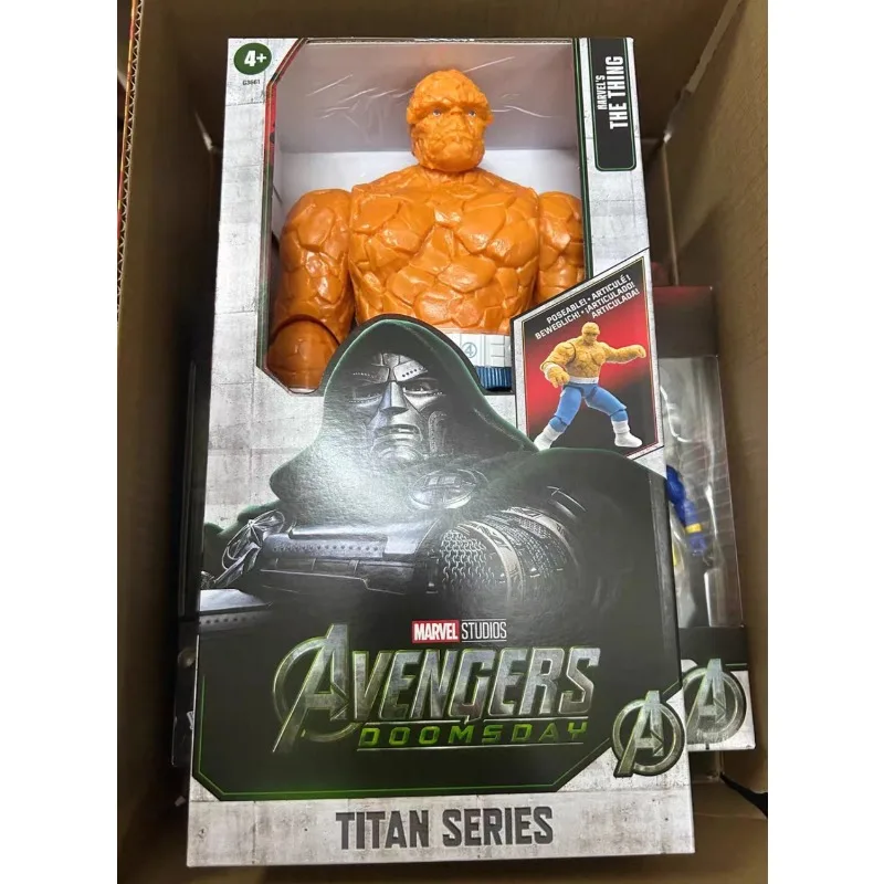 hasbro-marvel-studios-avengers-titan-series-the-thing-action-figure-modellini-giocattoli