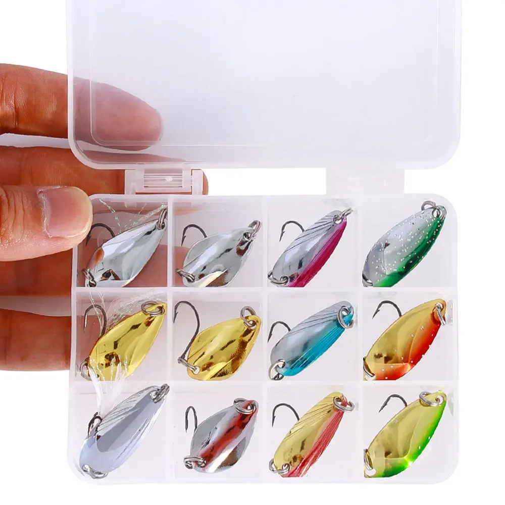 12pcs BOX Jig Sequins Road Runner Bait Sequins Set Single Hook Spoon Stripes Warbler Fake Bait Spoon Sequins Fishing Lures