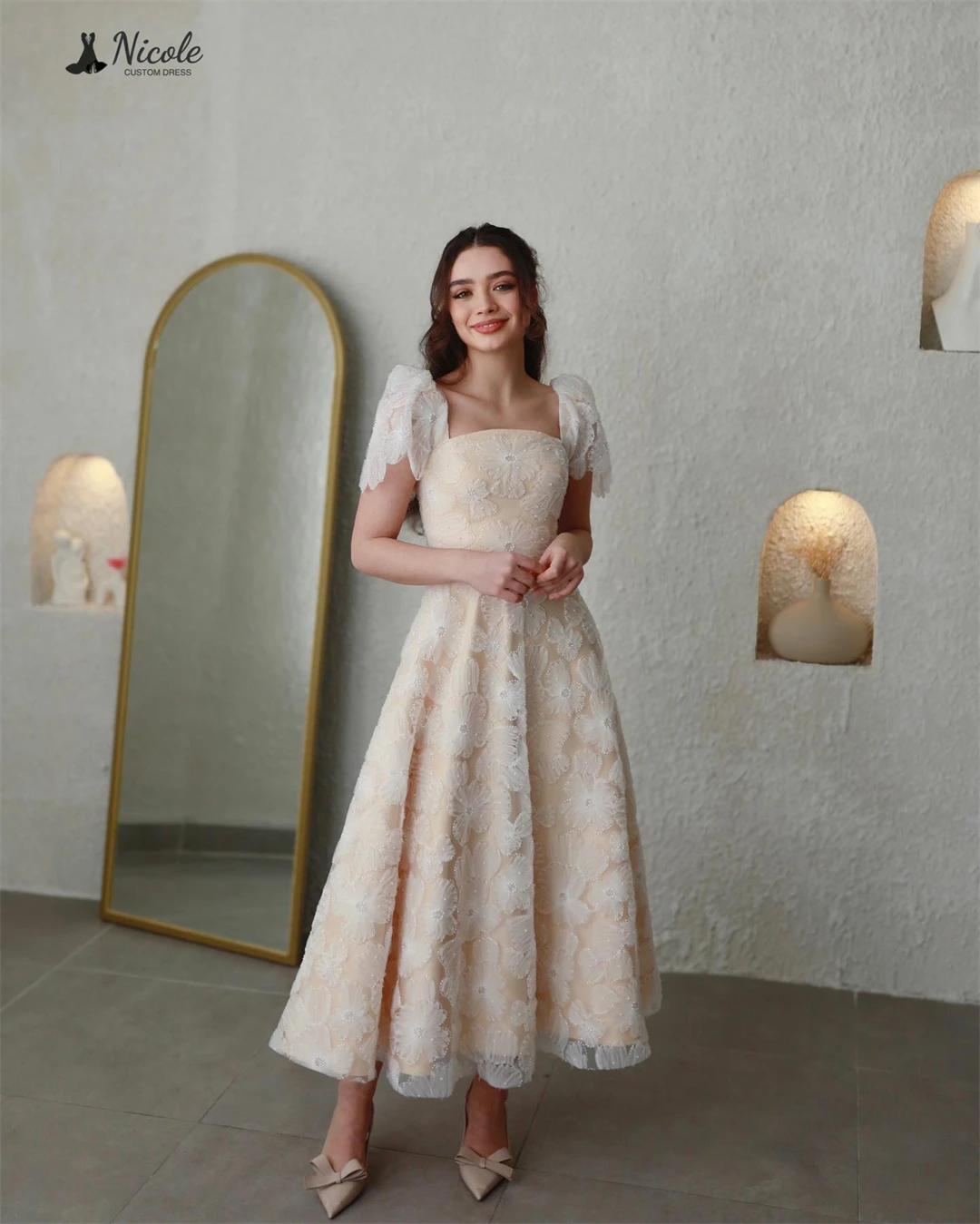 فساتين حفلات أنيقة مطرزة بالزهور من نيكول ثنائية الأبعاد للنساء فستان سهرة فاخر 2025 مصنوع حسب الطلب بياقة مربعة