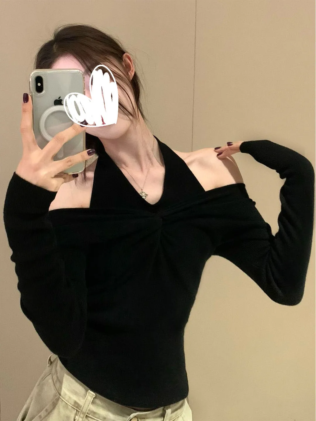 

Korean Style Long Sleeve One Shoulder Knitted Sweater Women's Slim Fit Inner Wear Top Fashionable Elegant Neck Hanging Design