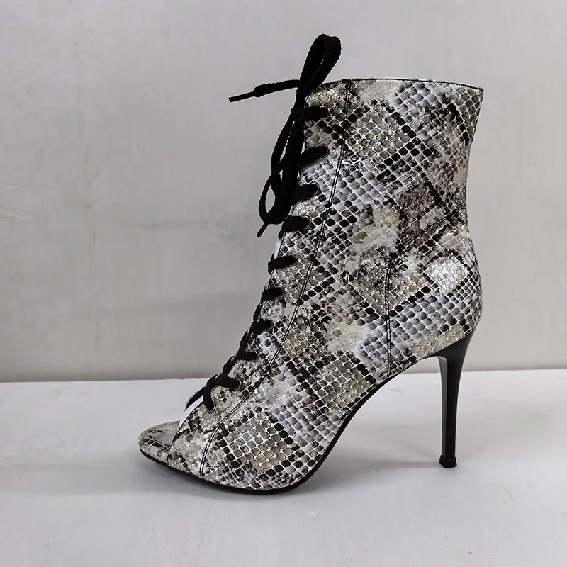 Customized Logo Dance Heels Pink Silver Leather High Heels 10cm Plus Size 45 46 Rubber Sole Salsa Bachata Latin Dance Shoes