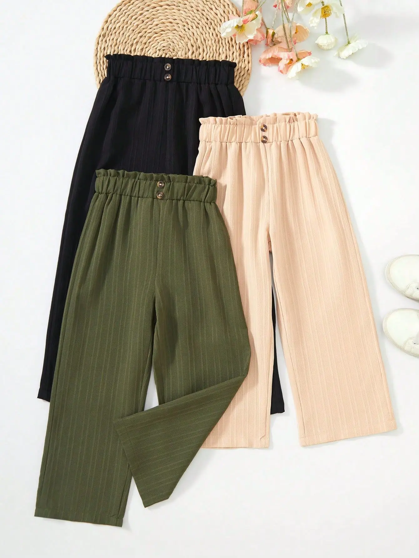 3-Piece Set: A collection of casual, comfortable wide-leg pants designed exclusively for girls—perfectly suited for stylish spri
