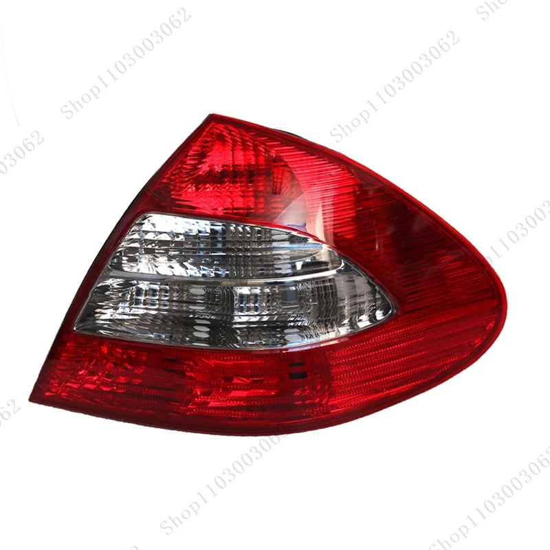 Auto Parts Rear Bumper Tail Light Turn Light Reversing Warning Light For Mercedes Benz W211 E200 E220 E240 E280 2007 2008