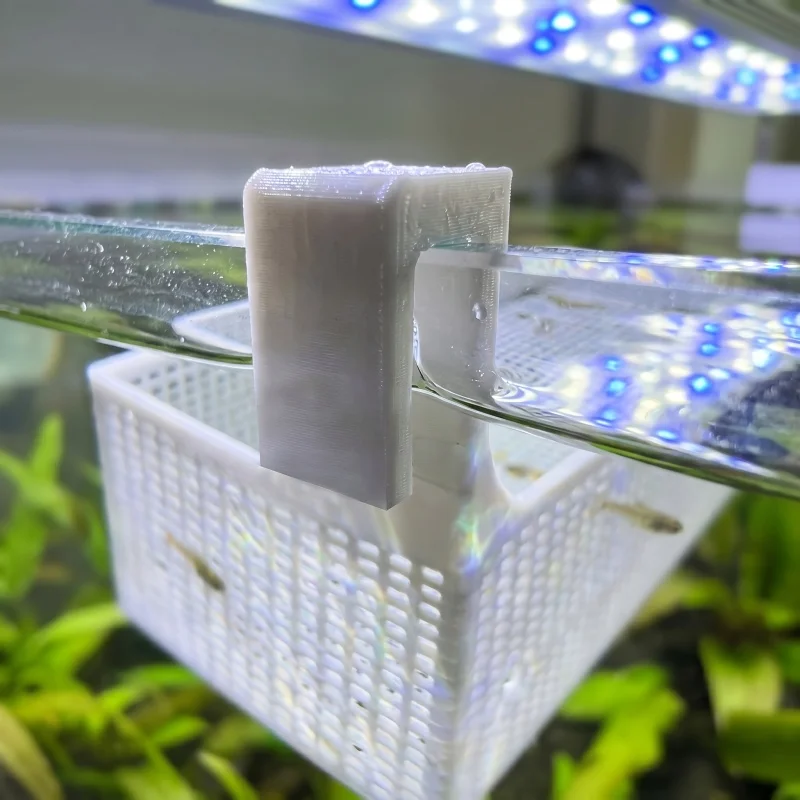 1pc Fish Breeding Isolation Box Aquarium Fry Shrimp Hatching Separator Net Box For Guppy Betta Fish Juvenile Fish Separation view 3