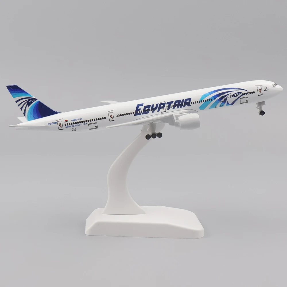 Modello di aereo in metallo 20cm 1:400 Egyptair Boeing 777 Replica in metallo con materiale in lega di carrello di atterraggio simulazione aeronautica regalo ragazzo