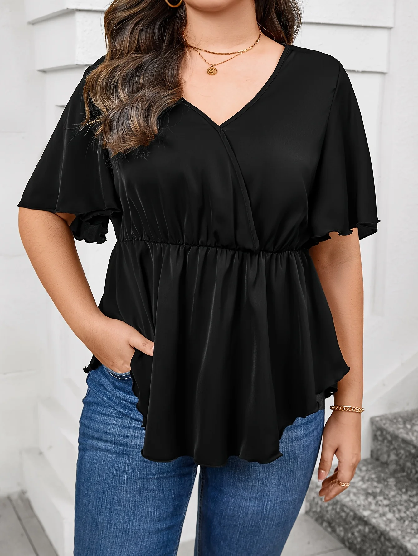 New spring and summer plus size loose casual solid color ruffle front ruffle shirt