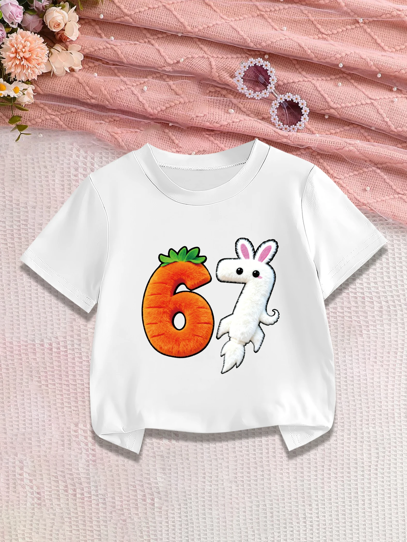 

1 шт.: Милая летняя футболка с коротким рукавом для девочек с принтом «Мультяшная морковь 6» и «Кролик 7»