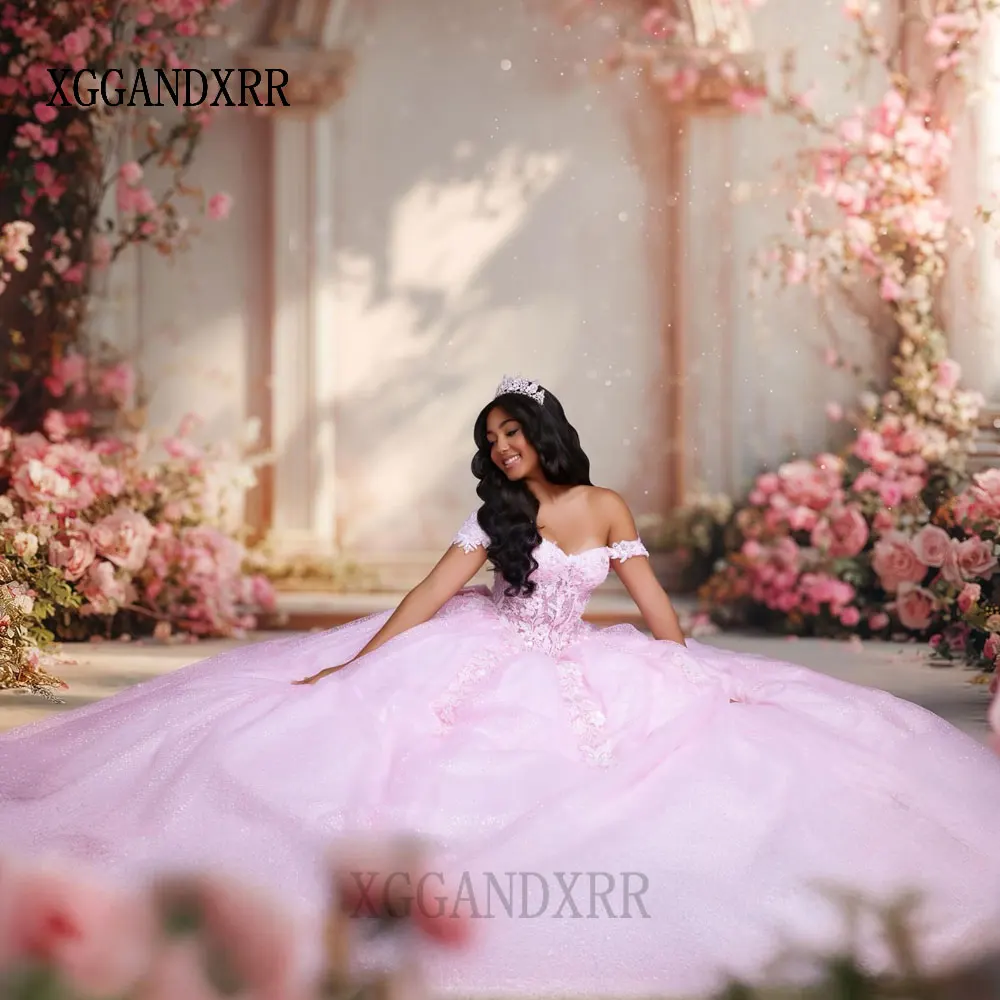 Customized Pink Qui…