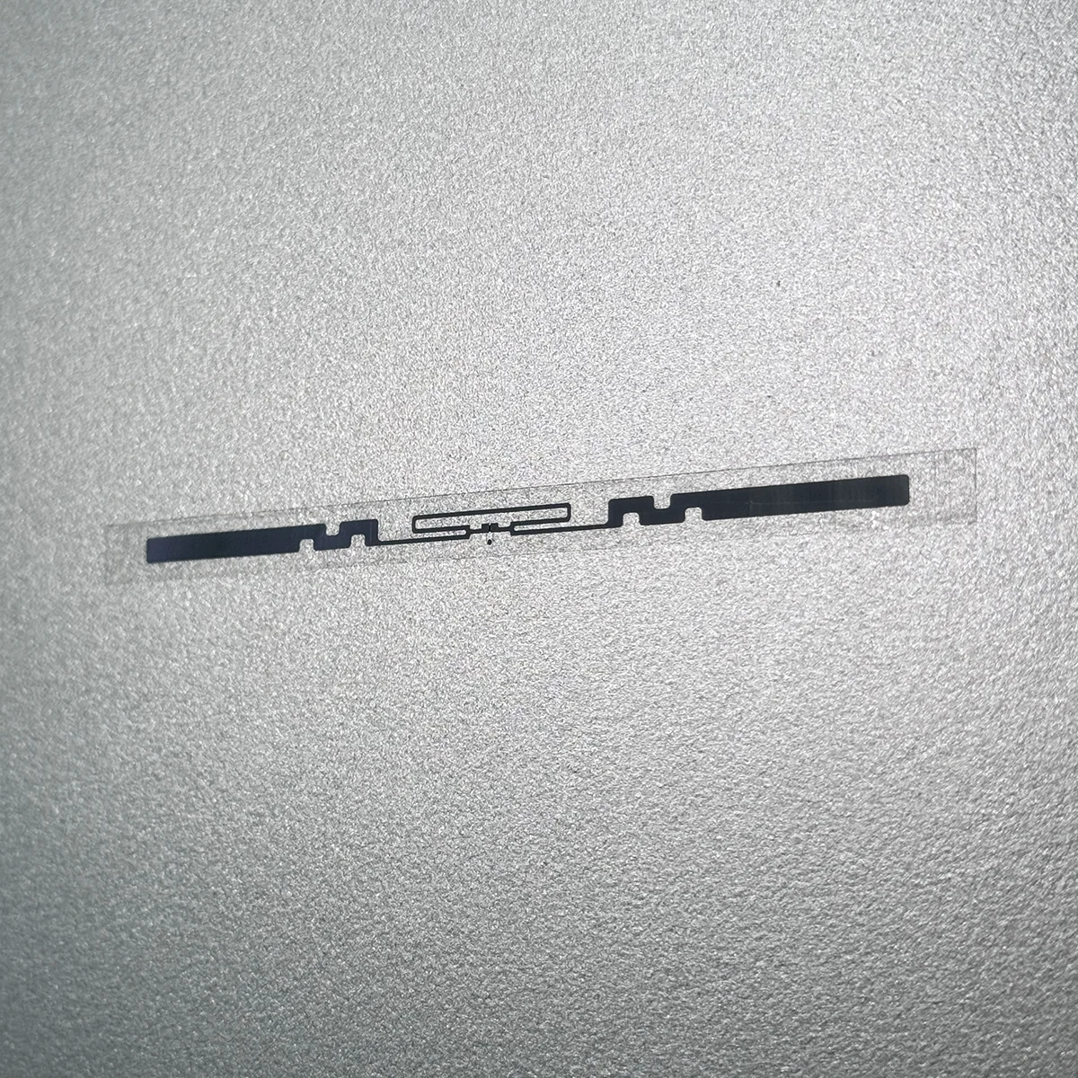 1000 Pcs 98x6mm UHF 860-960MHz RFID Soft Label with customizable chip for inventory counting and anti-theft in library book shop