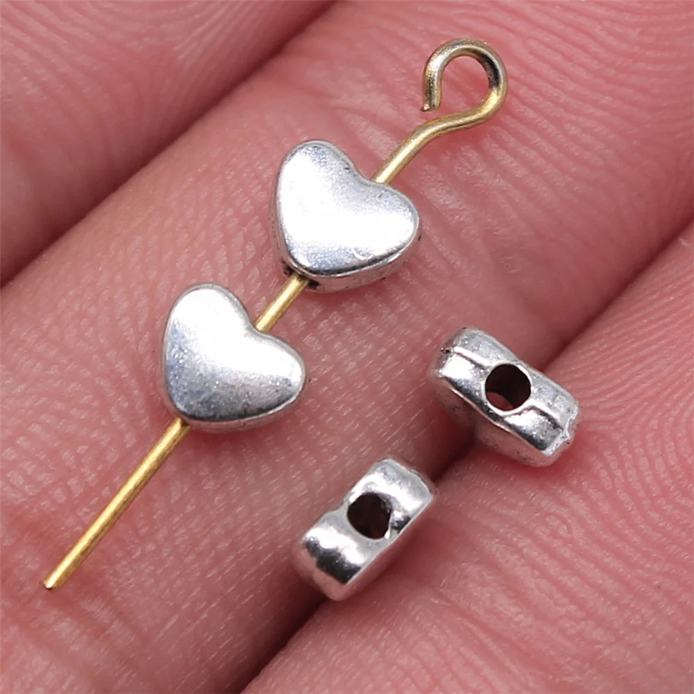 WYSIWYG 40 Stück 6 x 5 x 3 mm, 6 Farben, Pursuit Heart Perlen mit kleinem Loch für die Herstellung von DIY-Schmuck