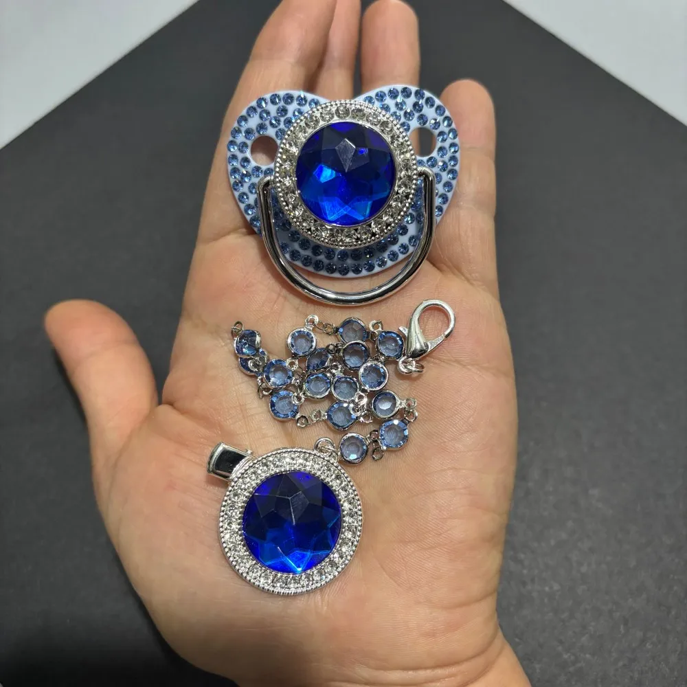 

New baby oral chewing toy zirconium baby nipple baby teething toy boy and girl specific nipple baby play mouth 0-8M