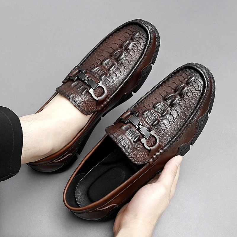 

Fashionable Classic Brand Leather Crocodile Pattern Octopus Lefu Shoes Fashion Iron Button Bean Shoes Comfortable Driving Shoes