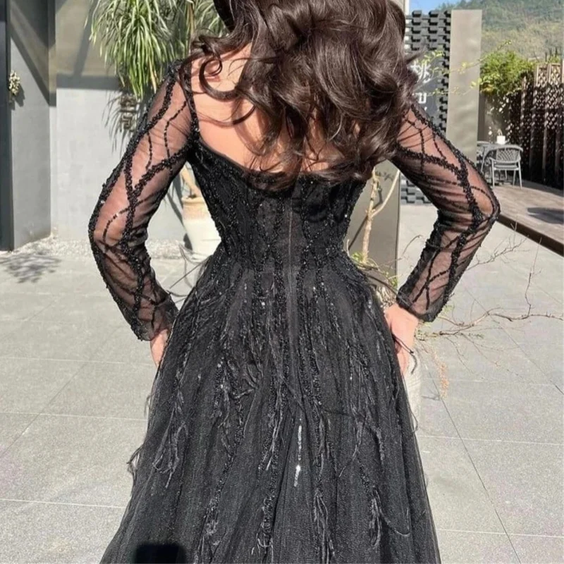 Heart-Shaped Collar Lace Applique Beautifully Pleated Ball Gown Long Sleeve Evening Gown Floor-Length Formal Occasion Dress