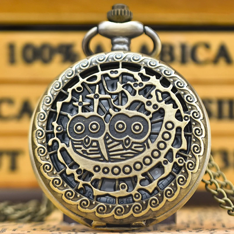 Vintage Bronze Clamshell Cute Owl Cutout Design Necklace Quartz Pocket Watch Gift For Universal Male And Female Students