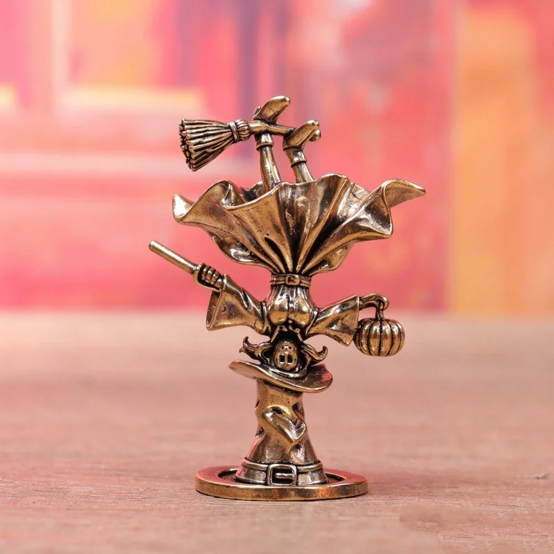 1 Piece Pure Brass Inverted Witch Broom Magic Witch Hat Trick Witch Retro Decoration Desktop Craft Ornament