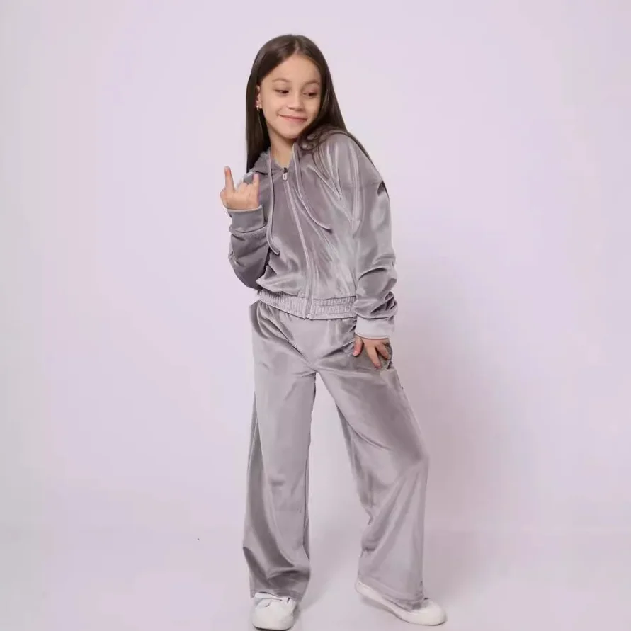 

2025 Autumn and Winter Girls Casual Sports Hat Suit