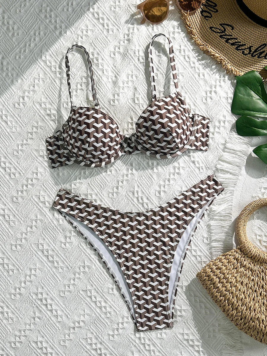 

Микро-бикини с завязками на шее для женщин 2026: Сексуальный купальник, бразильский комплект бикини с эффектом пуш-ап, пляжная одежда с принтом для женщин