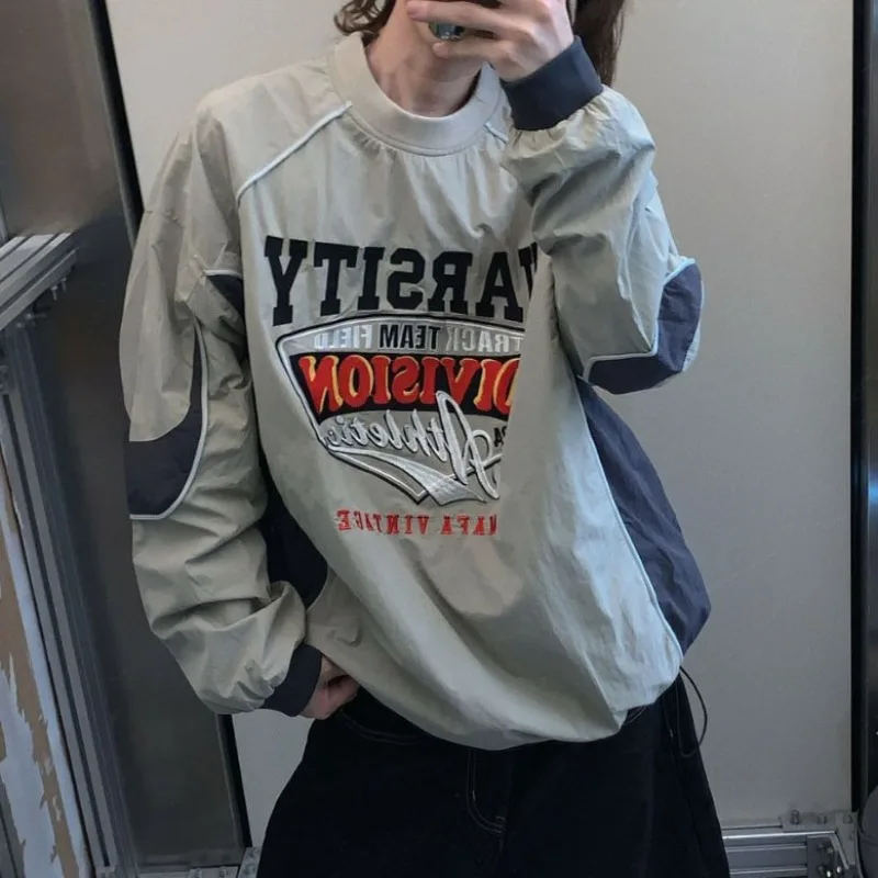 

Мужская футболка с длинным рукавом в американском ретро-стиле, быстросохнущая, с круглым вырезом, свободного кроя, для весны и осени, спортивная, с вышивкой, парные пуловеры