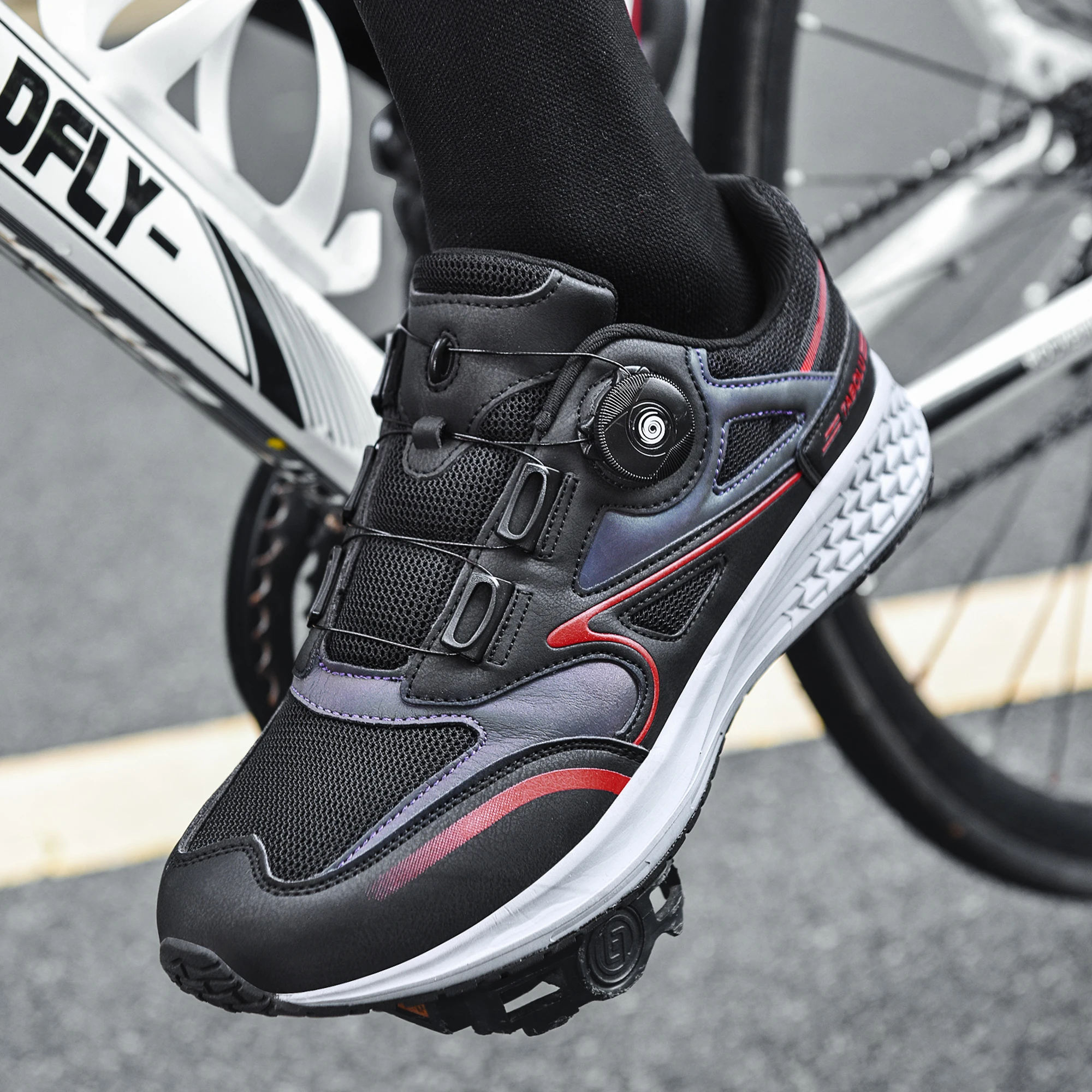 

New Men's And Women's Cycling Shoes, Spinning Buckle Multifunctional Multi Terrain Cycling Shoes, Outdoor Leisure Sports Shoes,