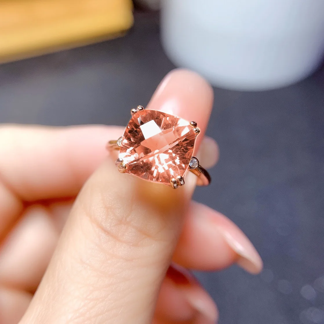 Verstellbarer Ring aus 925er Sterlingsilber, verziert mit einem 5-Karat-Prinzessinnen-Schliff-Quadrat-Farbdiamant-Edelstein für modebewusste Frauen – Detail 3