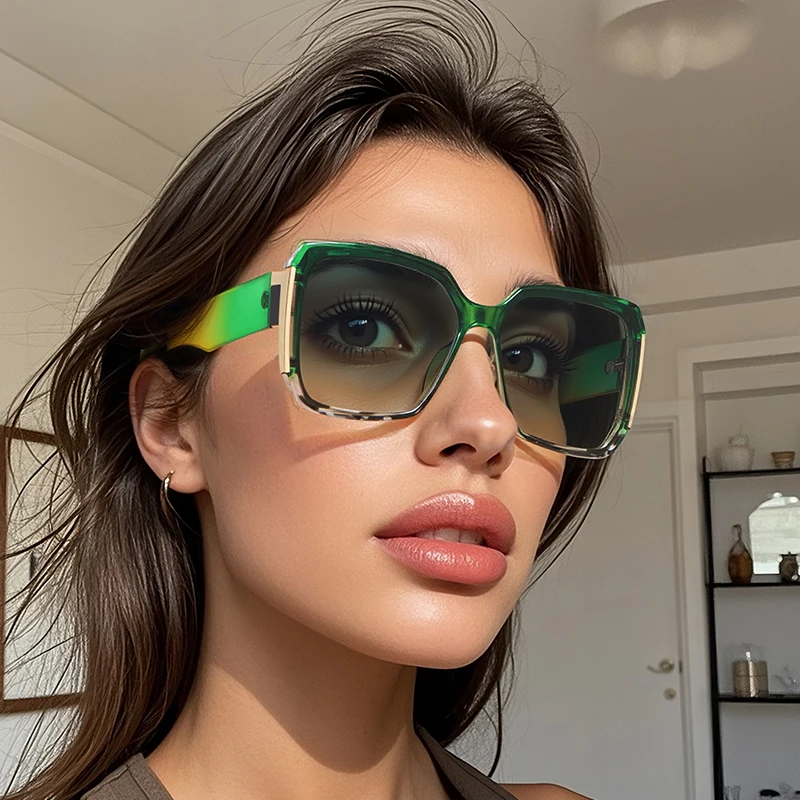RUISIMO Square Gradient Sunglasses Women Men Vintage Fashion Brand Sun Glasses Revelry Party Travel Male Female Glasses UV400
